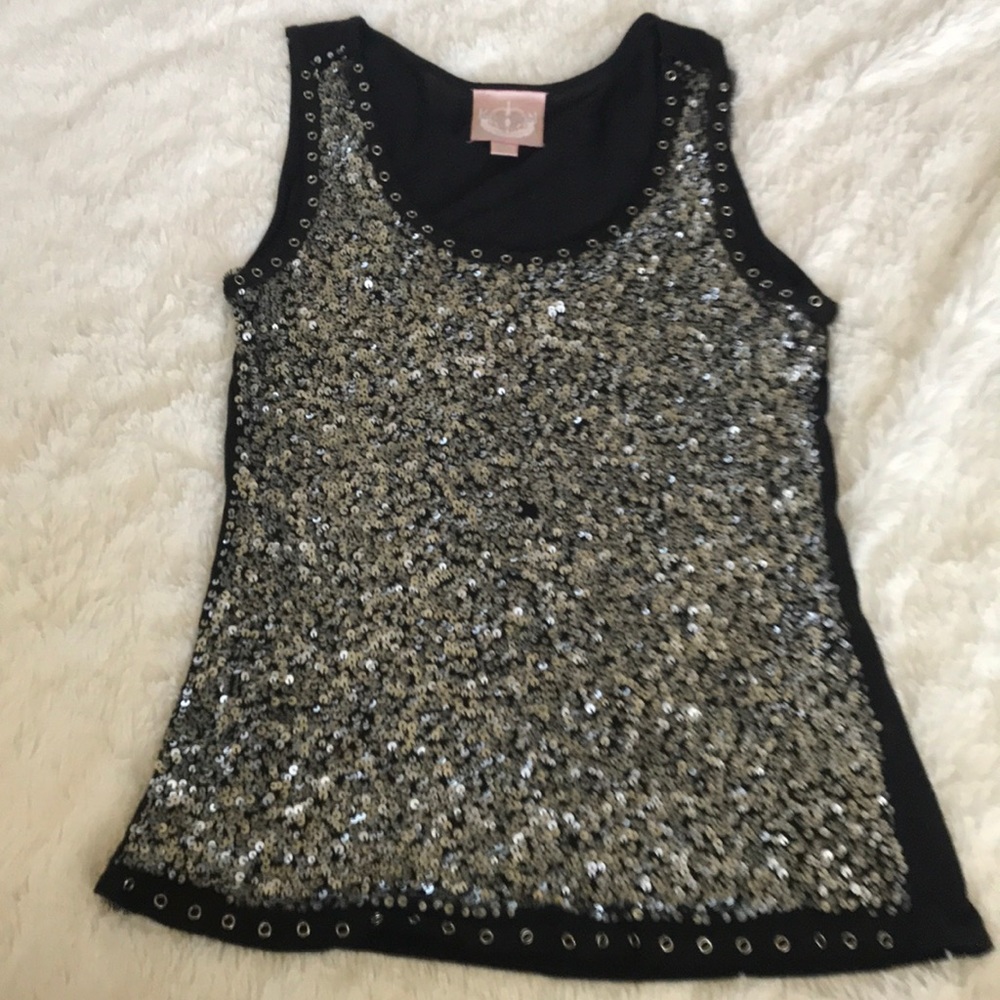 Sleeveless top